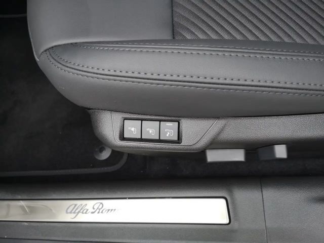 Alfa Romeo Junior Ibrida