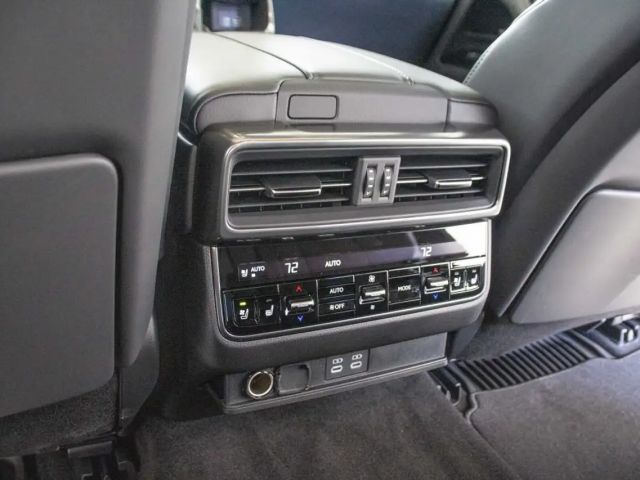 Lexus LX-Serie F Sport Sport