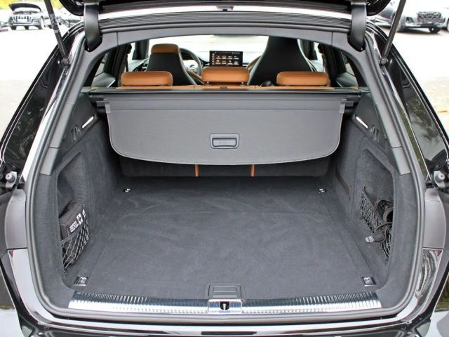 Audi RS4 Avant Quattro