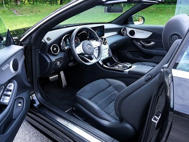Mercedes-Benz C 220 AMG Line C 220 d Cabriolet