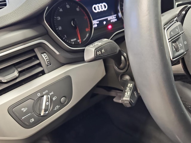 Audi A4 35 TFSI Avant S-Tronic