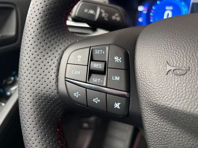 Ford Focus ST Line Wagon