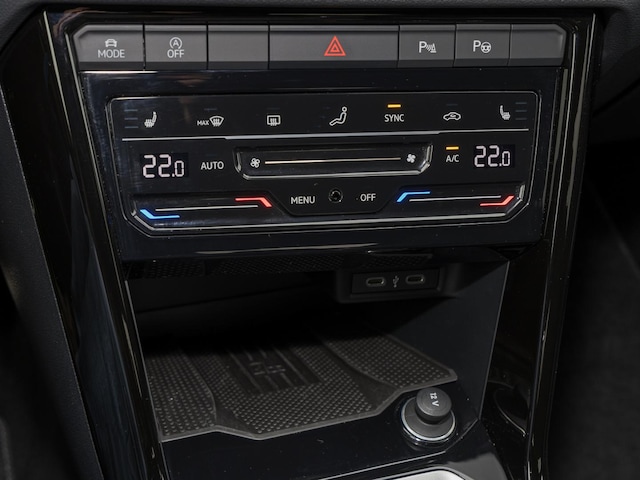 Volkswagen T-Roc 1.5 TSI DSG R-Line