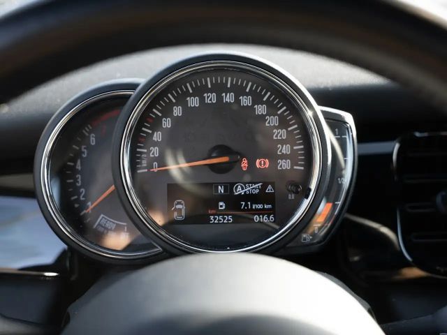 MINI One Classic Trim LED SHZ PDC KEYLESS KLIMA