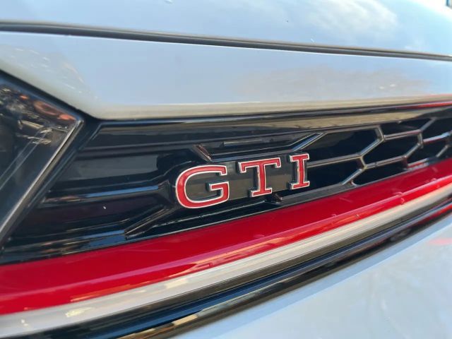 Volkswagen Polo 2.0 TSI DSG GTI