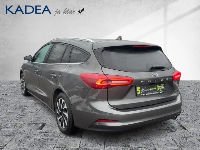 Ford Focus Titanium Wagon