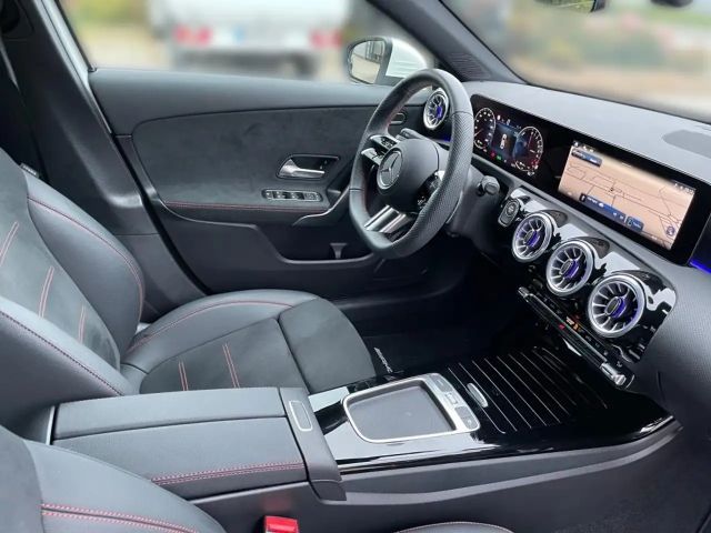 Mercedes-Benz A 250 A 250 e AMG Line