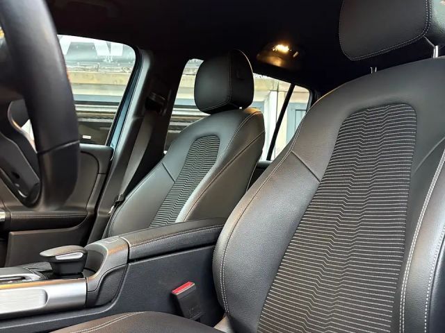 Mercedes-Benz GLB 200 GLB 200 d