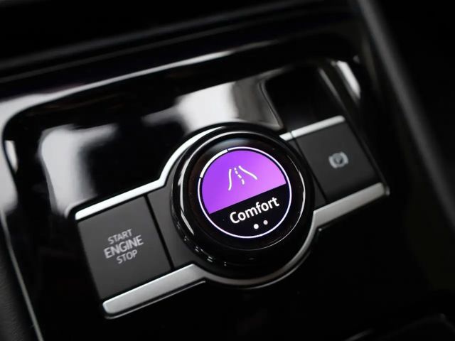 Volkswagen Tiguan 1.5 eTSI Elegance Elegance