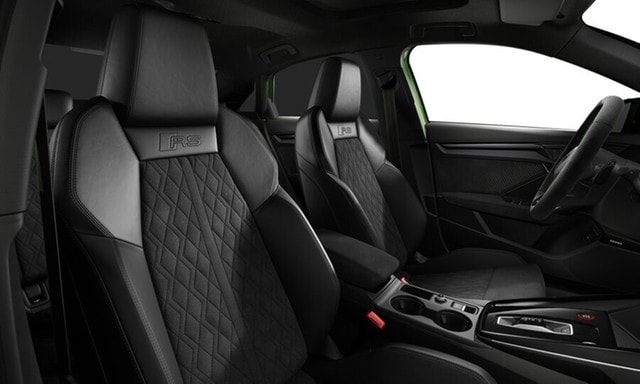 Audi RS3 Quattro S-Tronic Sedan