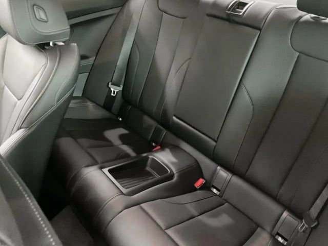 BMW 220 220i Coupé M-Sport