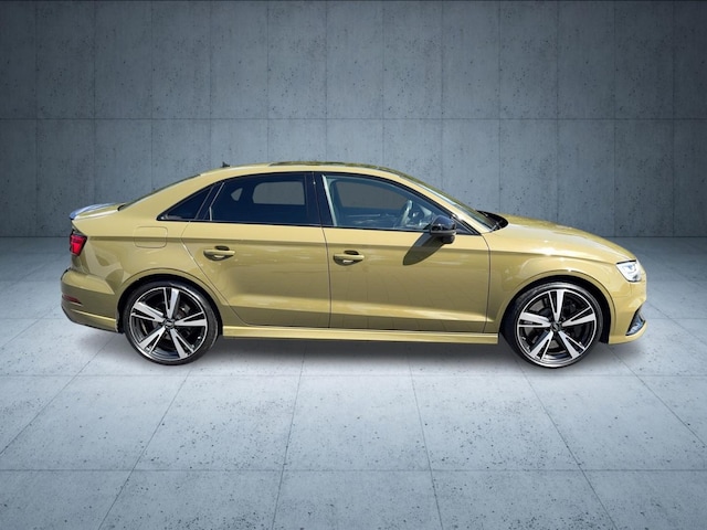 Audi RS3 Quattro S-Tronic Sedan