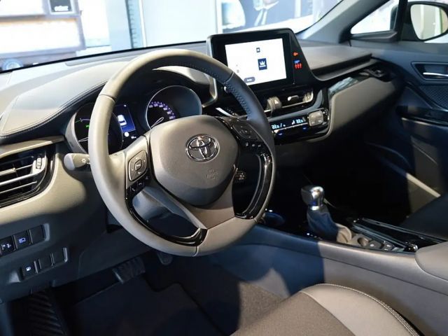 Toyota C-HR Active Hybride