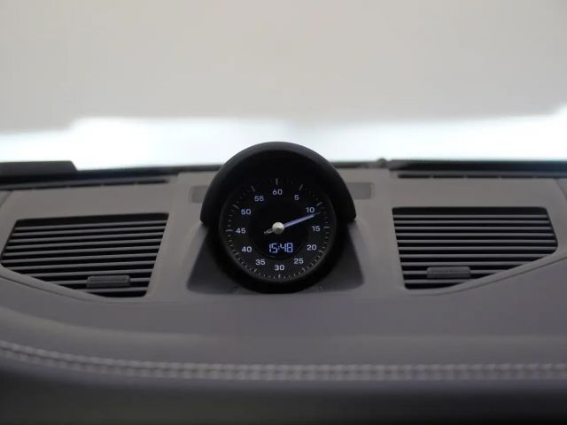 Porsche 992 Cabrio Carrera