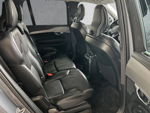 Volvo XC90 AWD Dark Plus Recharge