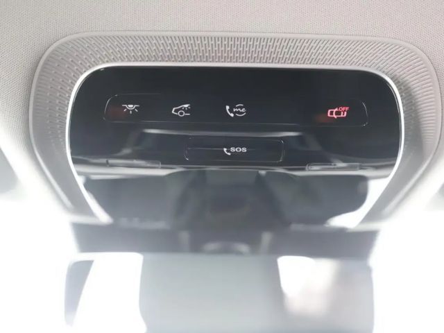 Mercedes-Benz C 400 4MATIC Sedan