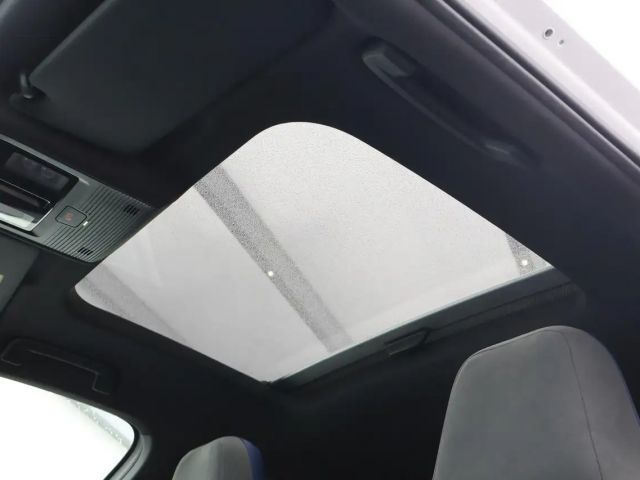 Volkswagen Golf R Performence Pano LED ACC Kamera AKRAPOVIC