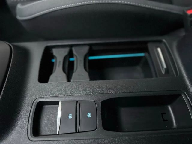 Ford Focus Cool & Connect Wagon