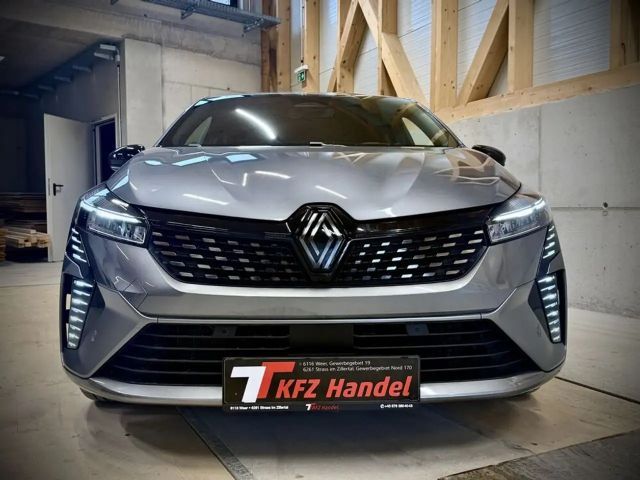 Renault Clio Alpine E-Tech Esprit