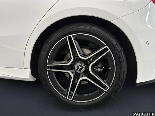 Mercedes-Benz A 200 AMG Line