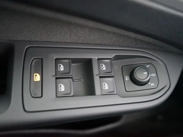 Volkswagen Golf 1.0 TSI Golf VIII