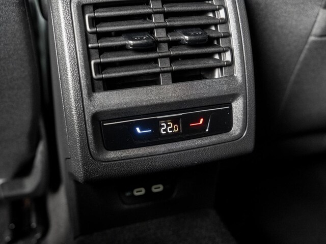 Volkswagen Golf 2.0 TDI DSG Variant