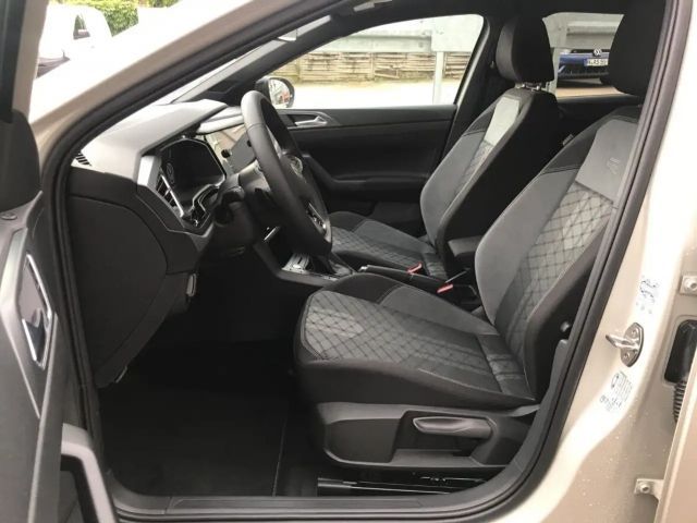 Volkswagen Taigo 1.5 TSI DSG R-Line
