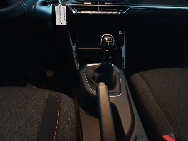 Peugeot 208 PureTech Style