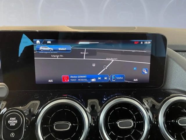 Mercedes-Benz B 200 Progressive Sedan