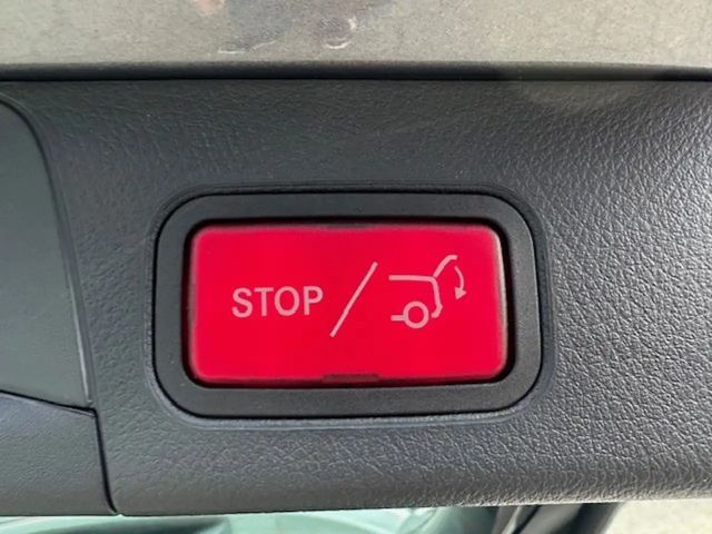 Mercedes-Benz B 200 Progressive Sedan