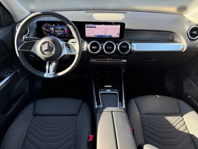 Mercedes-Benz GLB 220 4MATIC Progressive