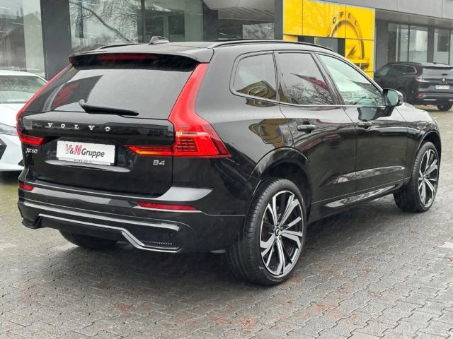 Volvo XC60 H&K Panorama Luftfahrwerk Standheiz 21-Zoll