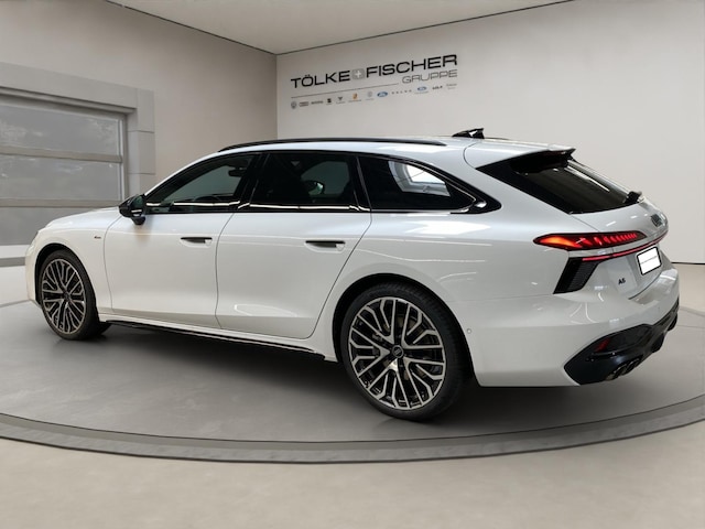 Audi A6 Avant Quattro S-Tronic