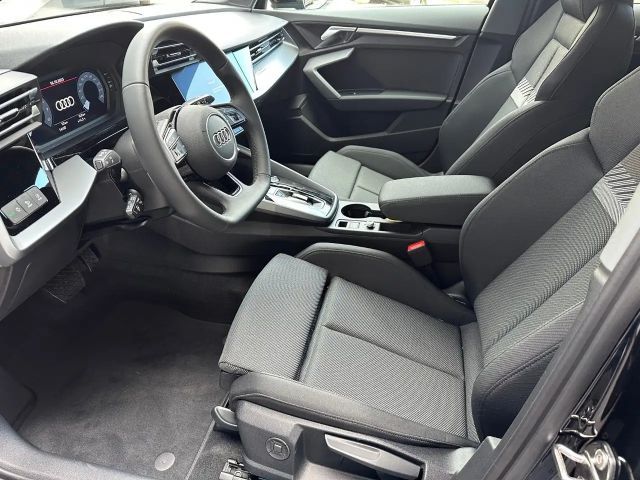 Audi A3 30 TFSI Sedan