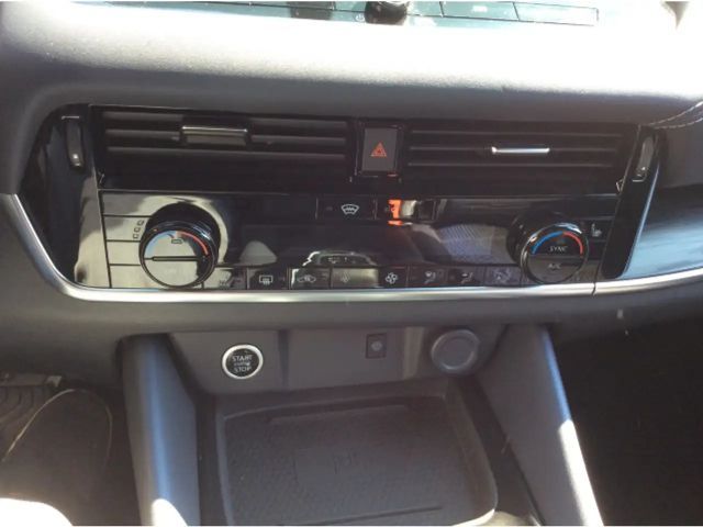 Nissan Qashqai AWD DIG-T Tekna