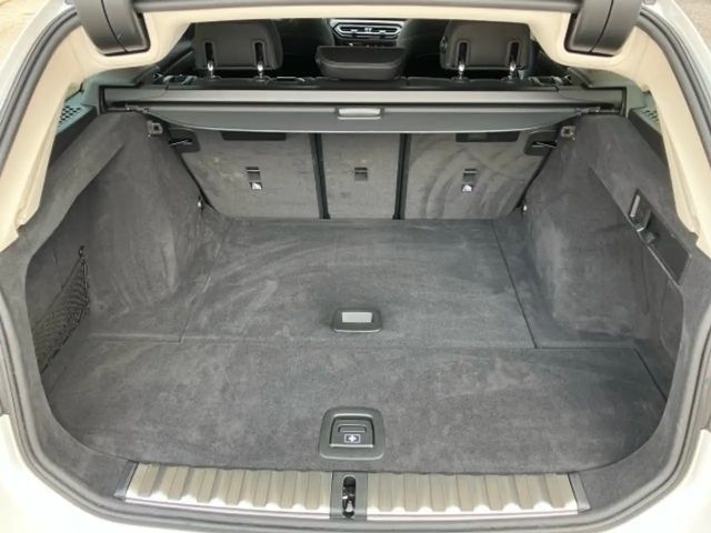 BMW 320 320d Touring xDrive