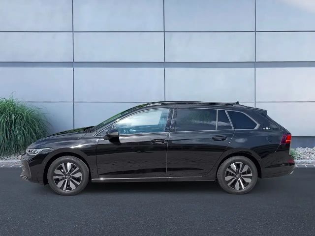 Volkswagen Golf 1.5 eTSI Variant