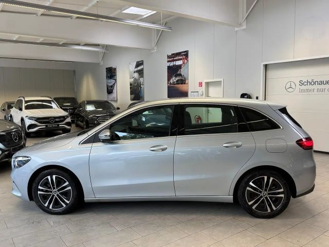 Mercedes-Benz B 220 B 220 d Progressive Sedan