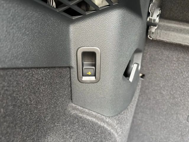 Volkswagen Golf DSG Sport