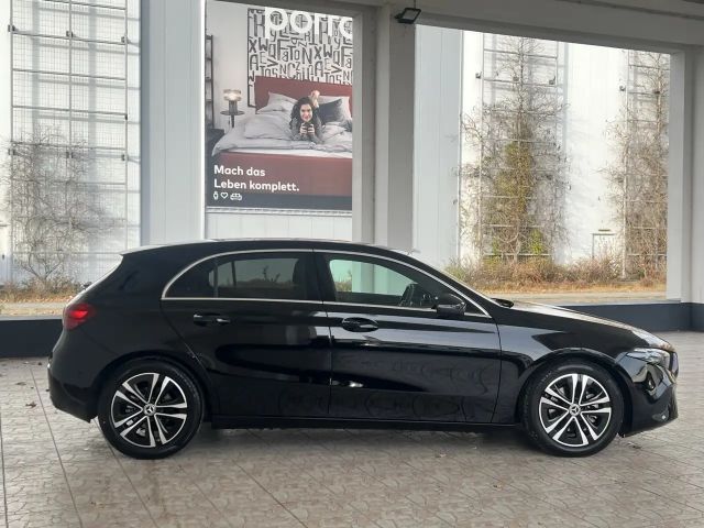 Mercedes-Benz A 180 Progressive