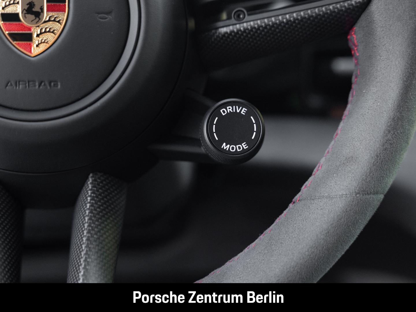 Porsche Taycan GTS Sport Turismo