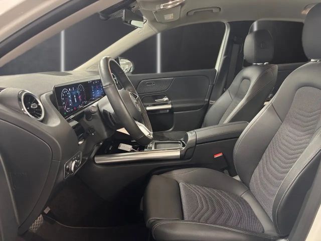 Mercedes-Benz GLA 180 Progressive