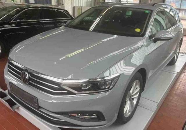 Volkswagen Passat 2.0 TDI Business DSG Variant