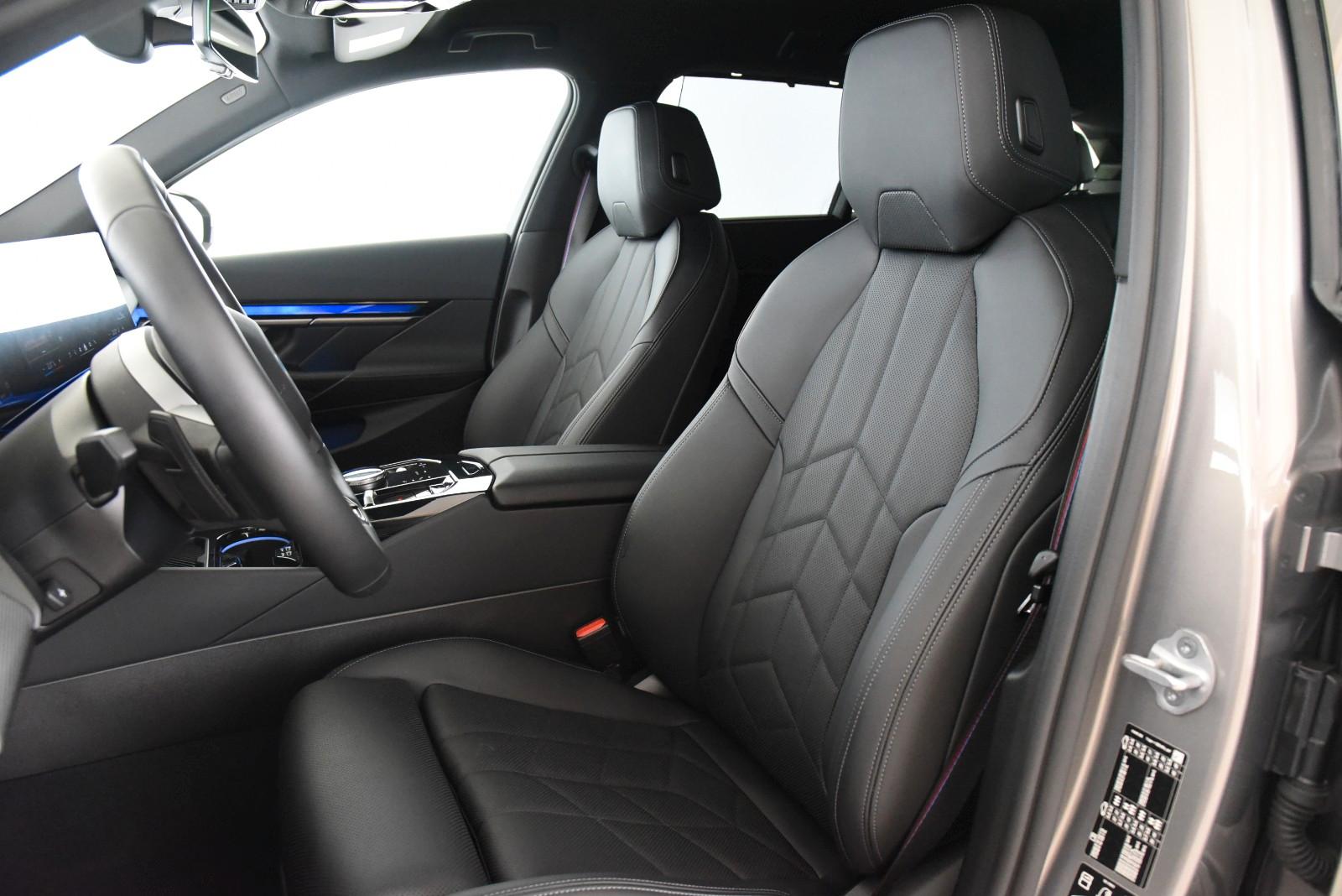 BMW 540 540d M-Sport Touring xDrive