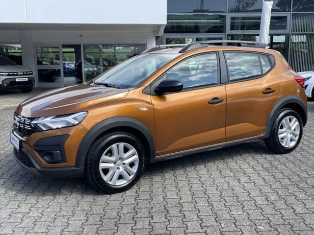 Dacia Sandero Essential Stepway TCe 90