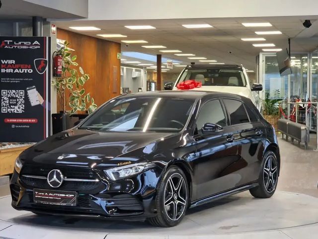 Mercedes-Benz A 180 A 180 d AMG Line