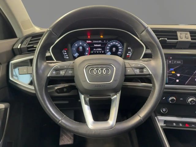 Audi Q3 35 TDI