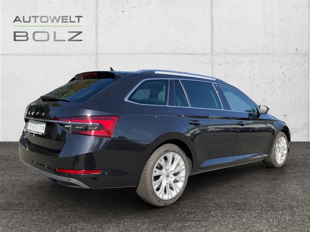 Skoda Superb 2.0 TDI Combi Style Style