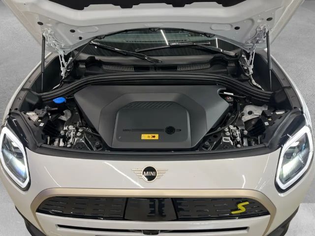 MINI Cooper SE Countryman SE