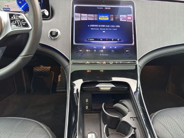 Mercedes-Benz EQE 350 Sedan